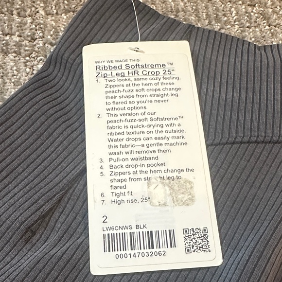 lululemon Ribbed Softstreme Zip-Leg HR Crop 25" BLK Ribbed Joggers Sz 2 NWT - Picture 2 of 6